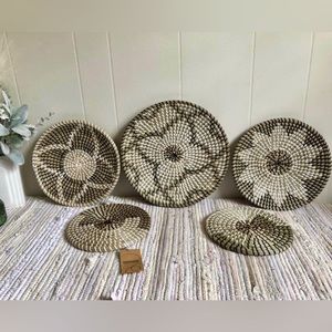 ✨NWT✨ Wall Basket Decor